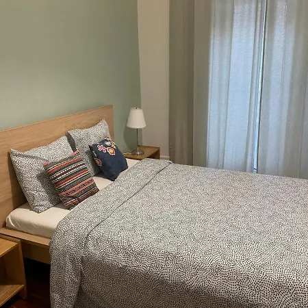 منزل للإقامة Quarto Iluminado Com Varanda 6 Lisboa